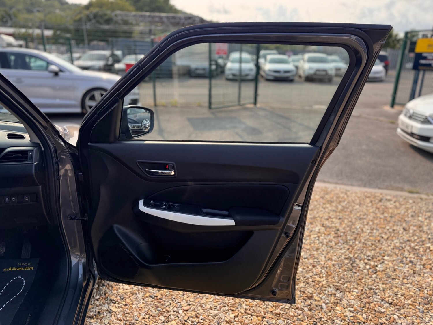 Used Suzuki Swift 2022 for sale - 76161157: Photo 24