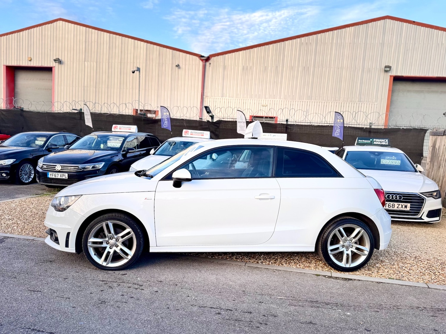Used Audi A1 2014 for sale - 76682102: Photo 16