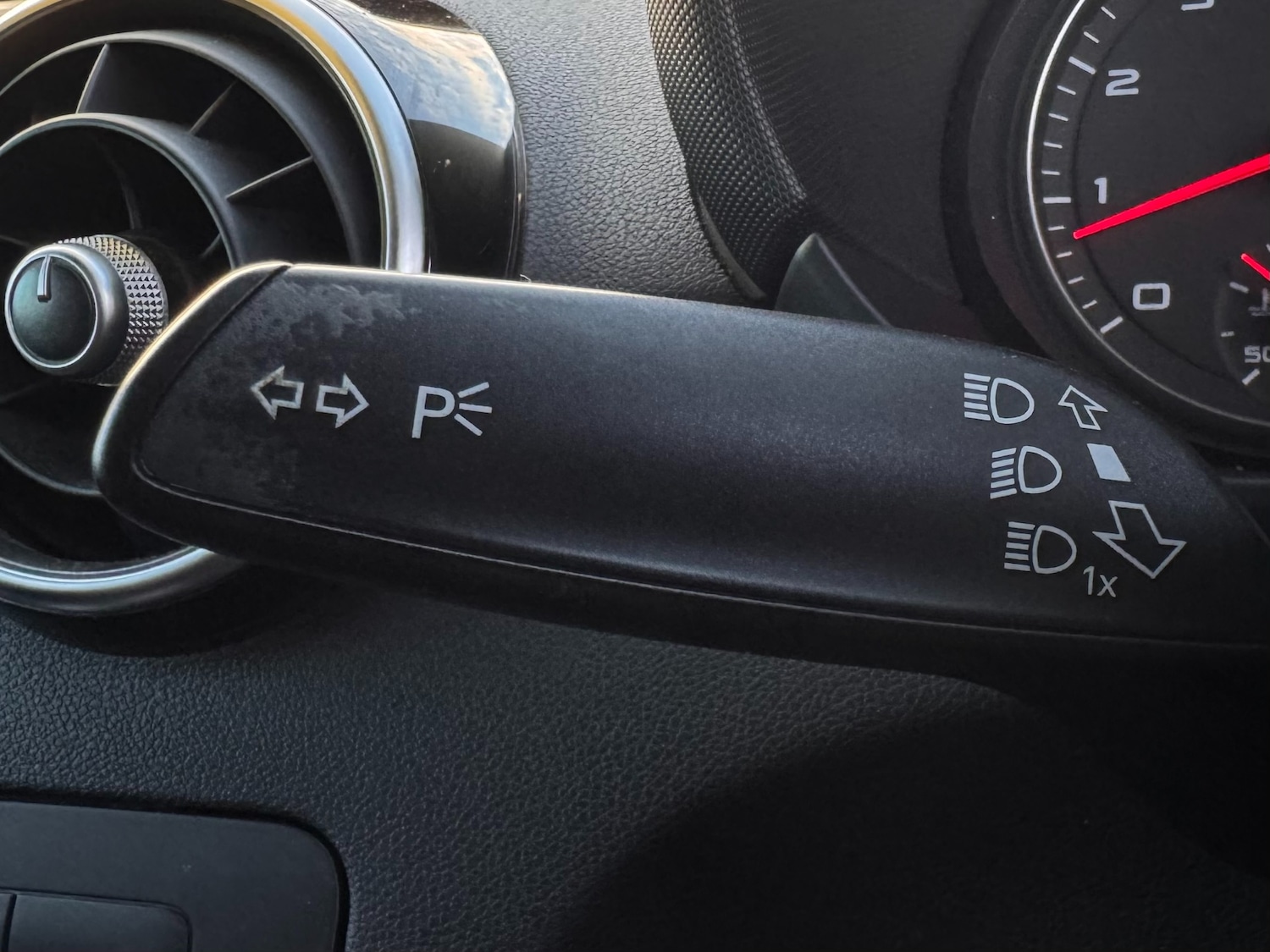 Used Audi A1 2014 for sale - 76682102: Photo 32