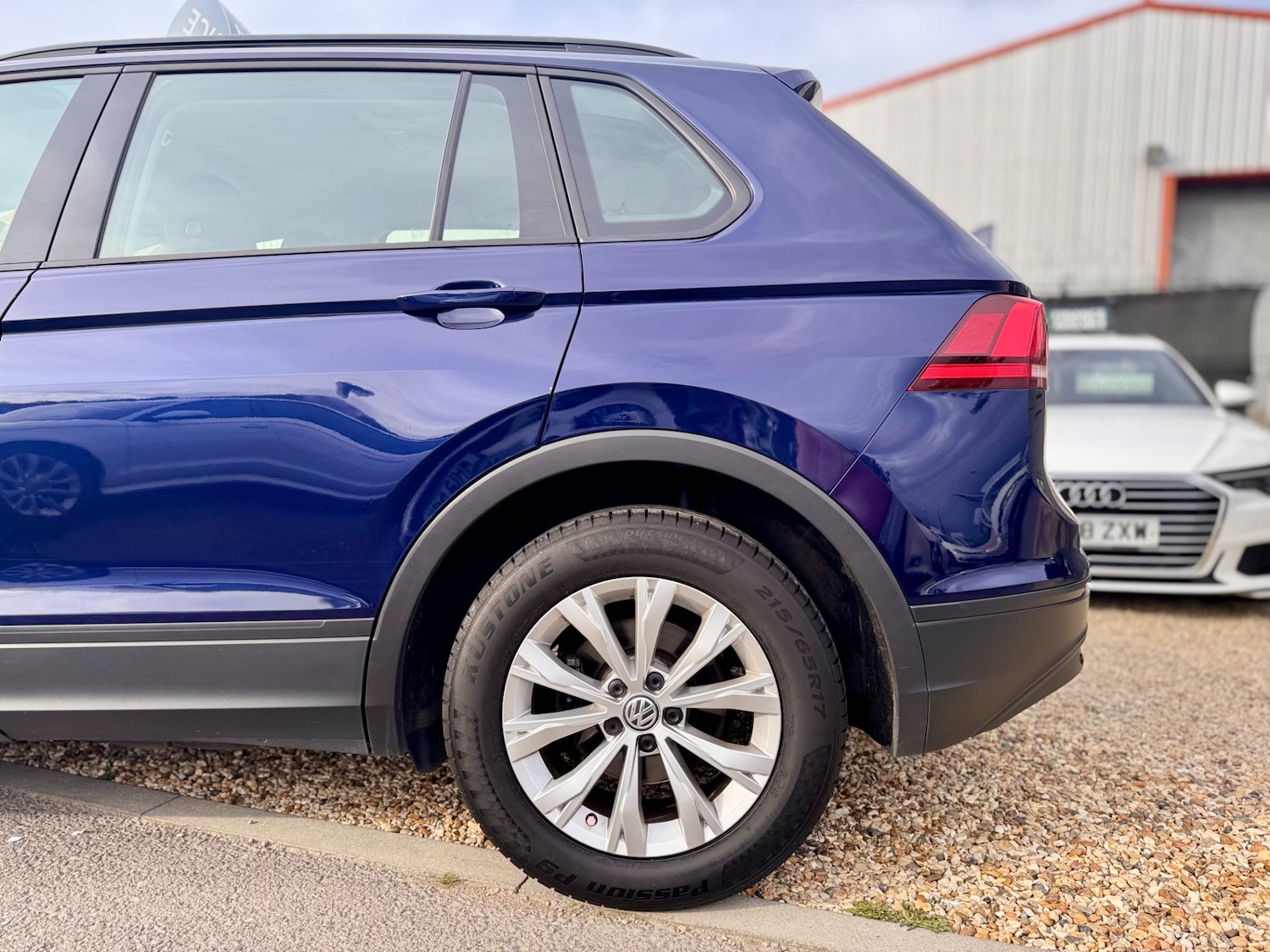 Used Volkswagen Tiguan 2019 for sale - 76161578: Photo 23