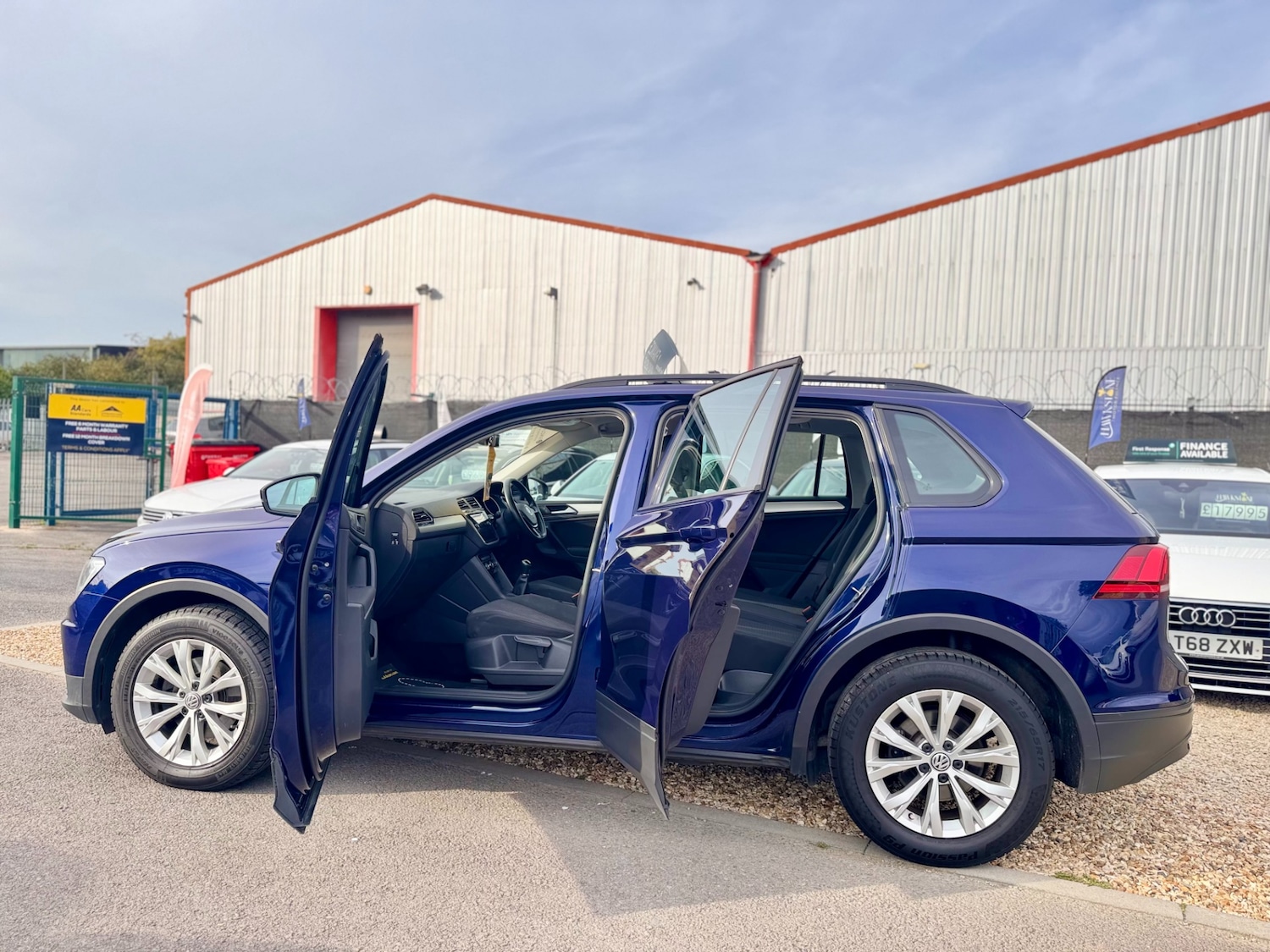 Used Volkswagen Tiguan 2019 for sale - 76161578: Photo 43