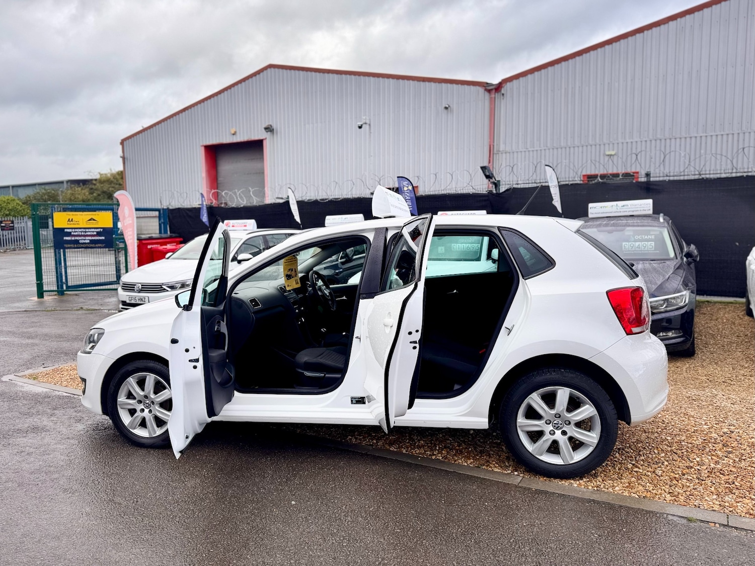 Used Volkswagen Polo 2012 for sale - 76185887: Photo 39