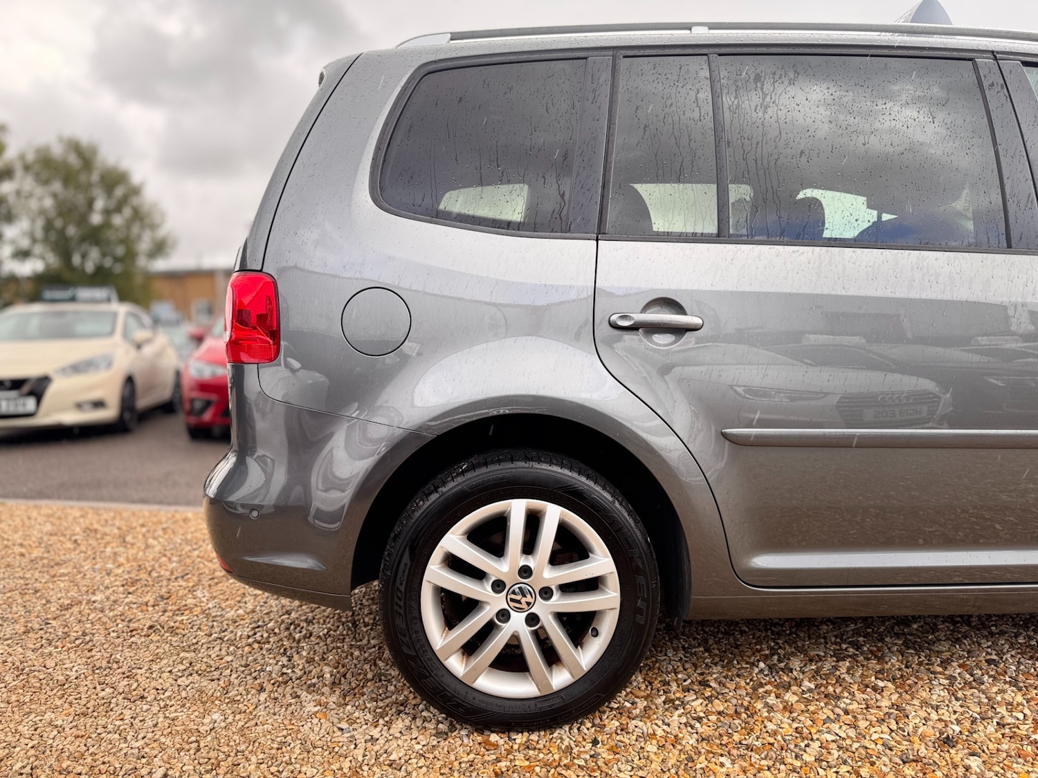 Used Volkswagen Touran 2015 for sale - 76159636: Photo 23