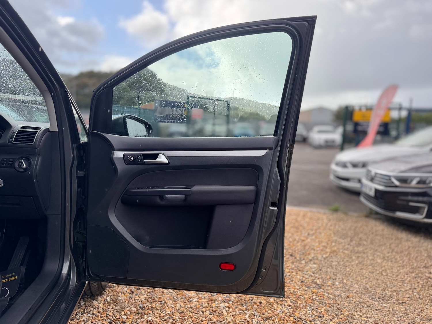 Used Volkswagen Touran 2015 for sale - 76159636: Photo 26
