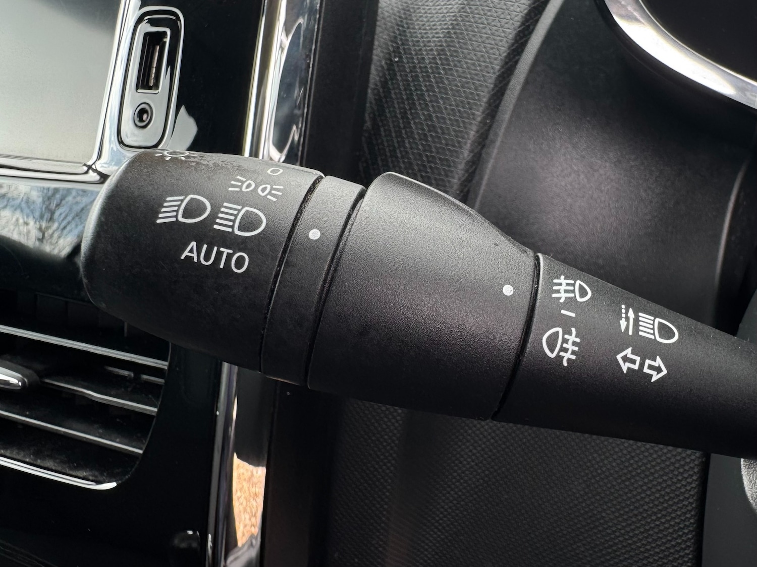 Used Renault Clio 2014 for sale - 78177551: Photo 30