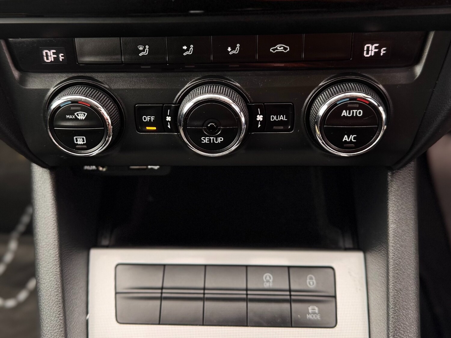 Used Skoda Octavia 2014 for sale - 76383457: Photo 32