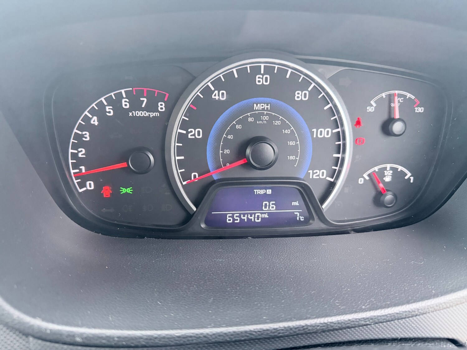 Used Hyundai i10 2018 for sale - 77950490: Photo 27