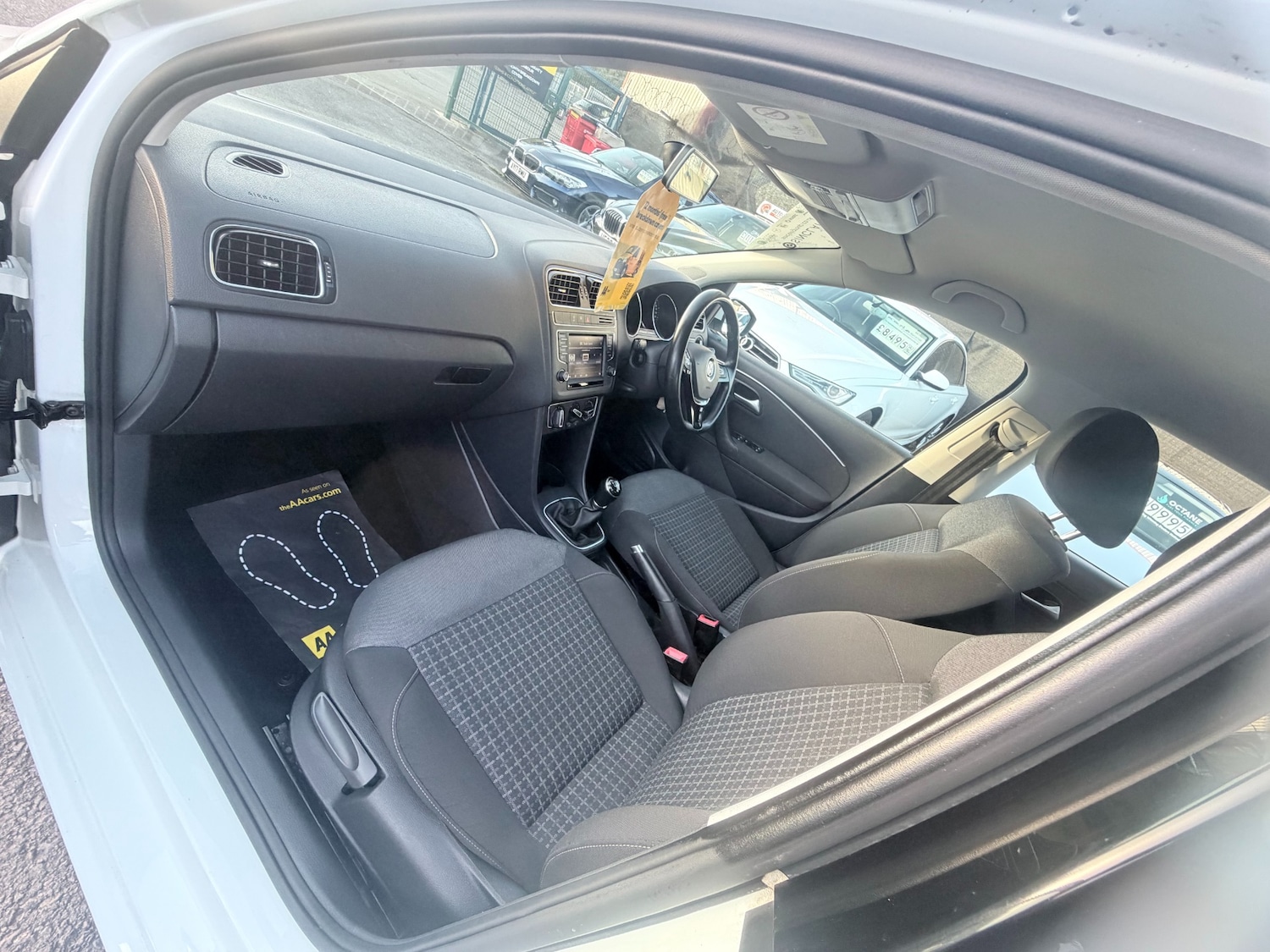 Used Volkswagen Polo 2015 for sale - 77938348: Photo 17