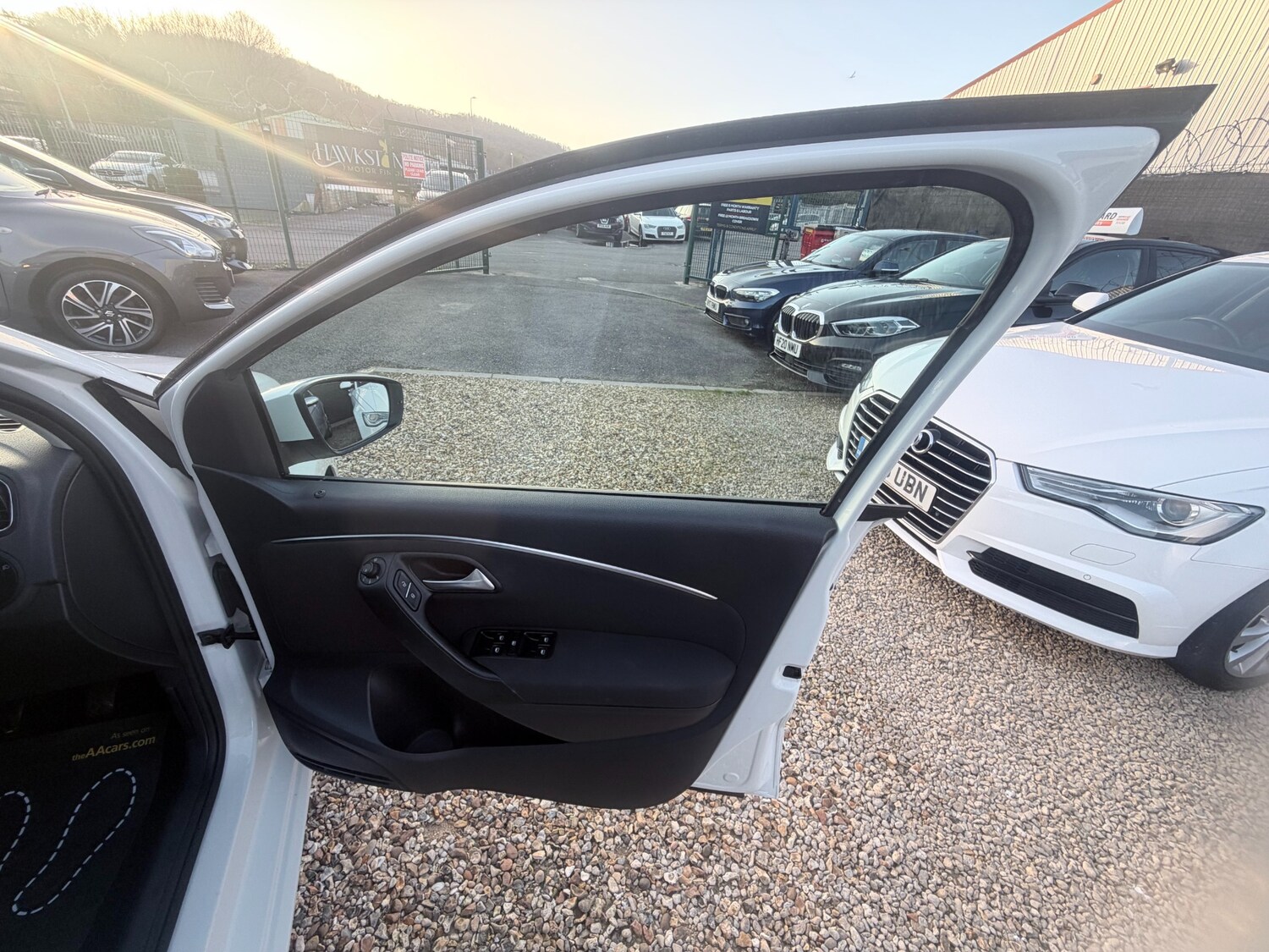 Used Volkswagen Polo 2015 for sale - 77938348: Photo 23