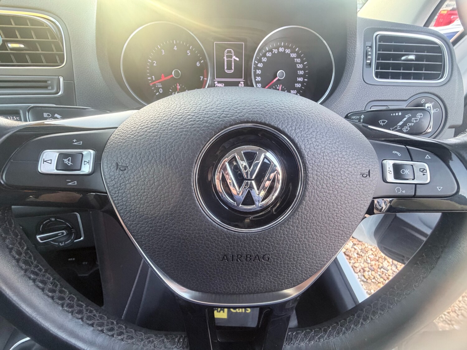 Used Volkswagen Polo 2015 for sale - 77938348: Photo 29