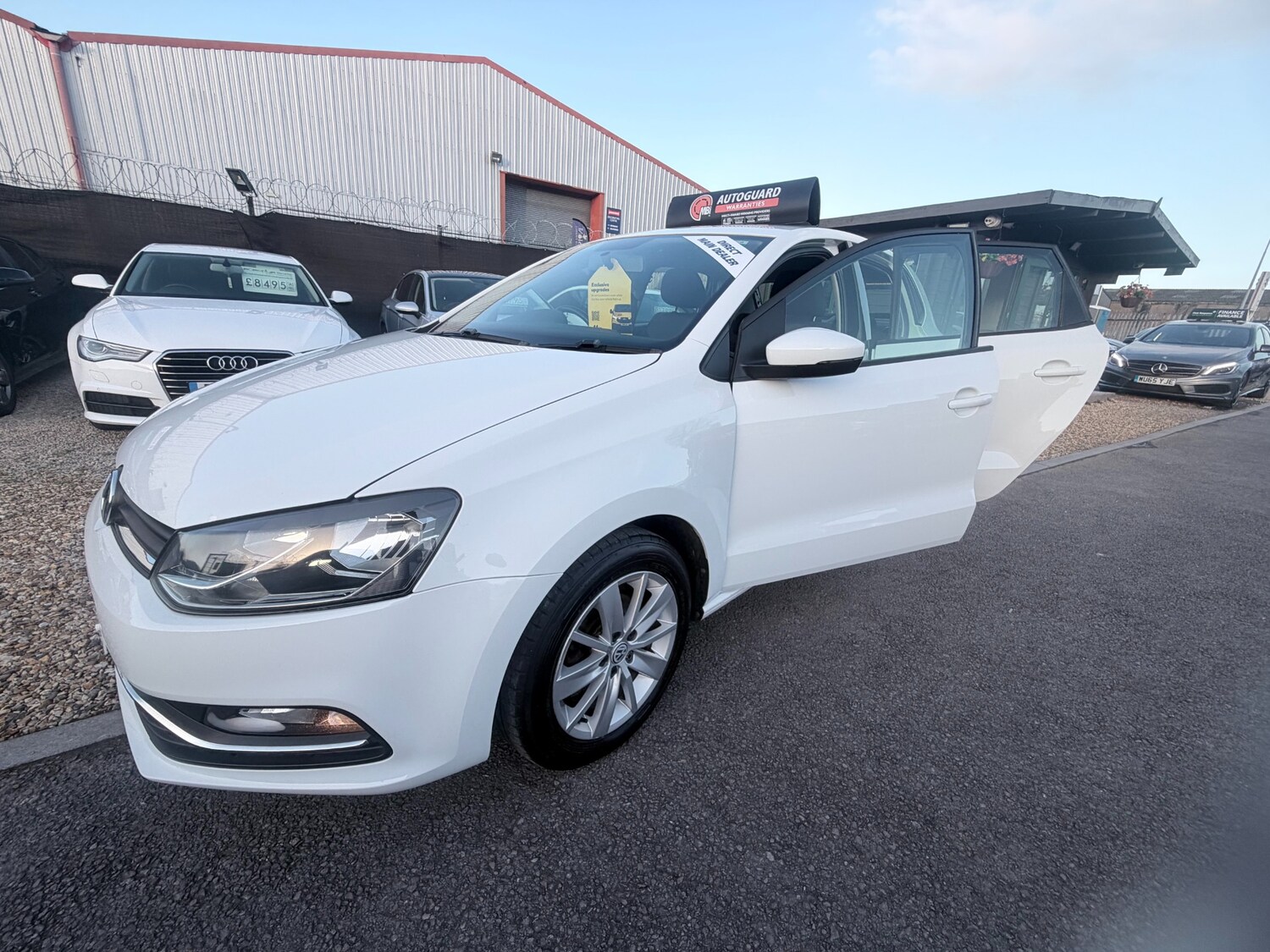 Used Volkswagen Polo 2015 for sale - 77938348: Photo 40