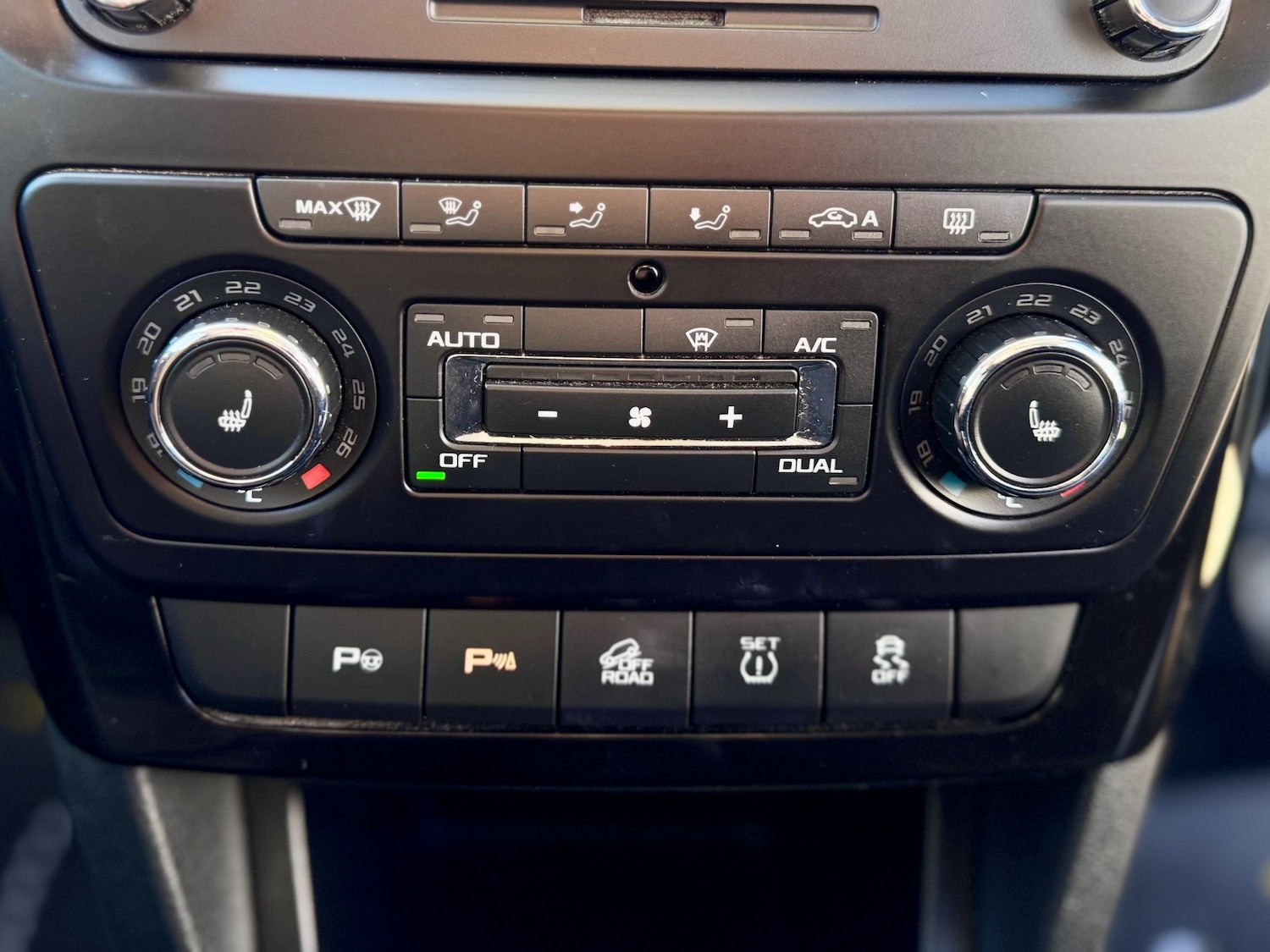 Used Skoda Yeti 2014 for sale - 76738368: Photo 35