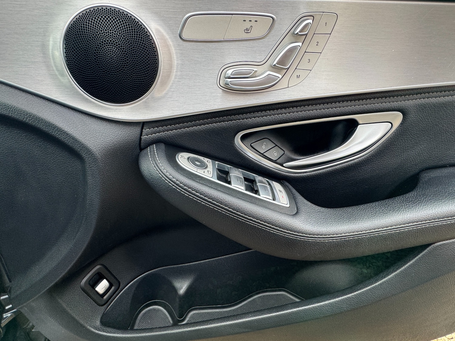 Used Mercedes-Benz C Class 2015 for sale - 78031370: Photo 26