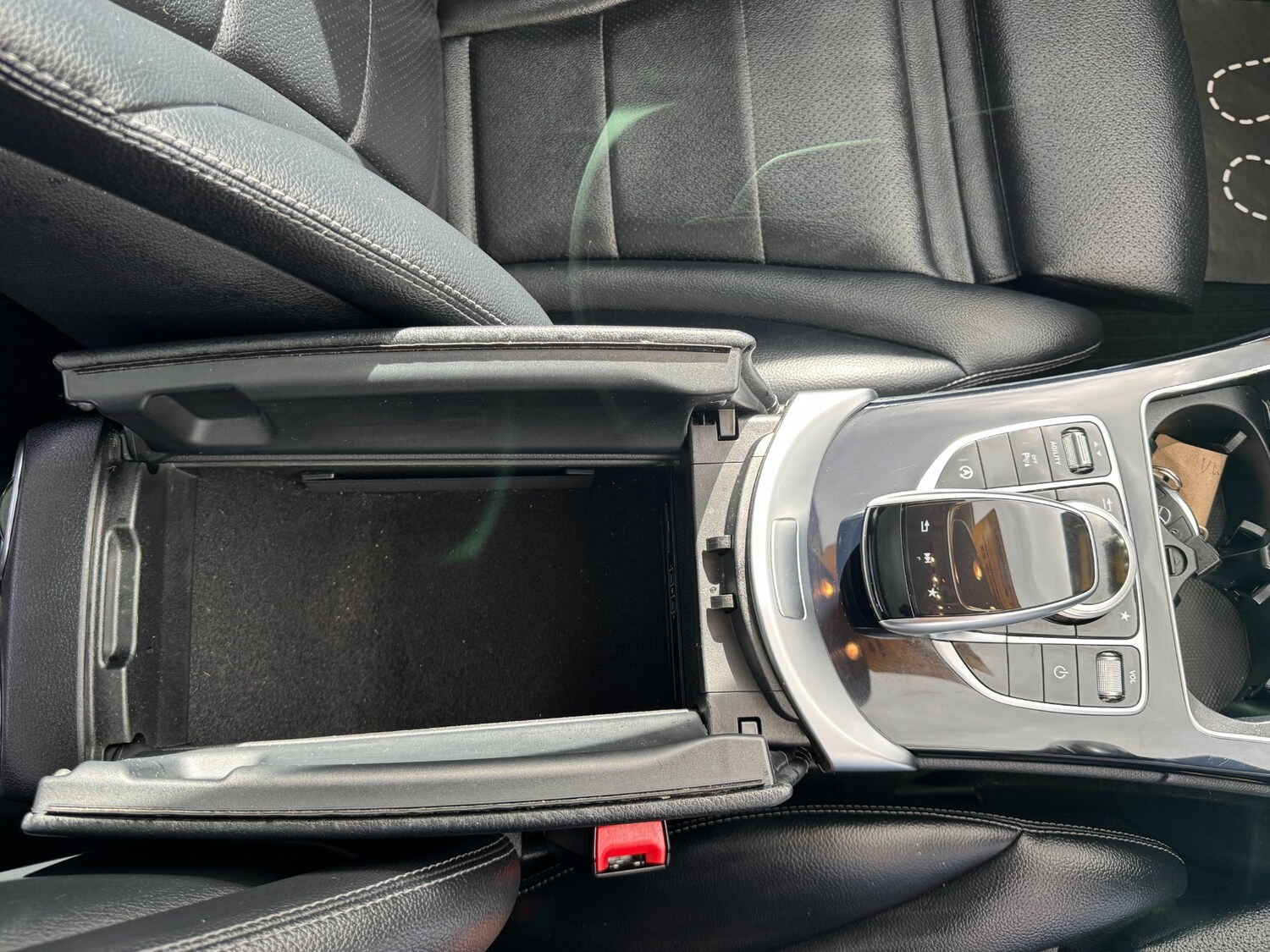 Used Mercedes-Benz C Class 2015 for sale - 78031370: Photo 38