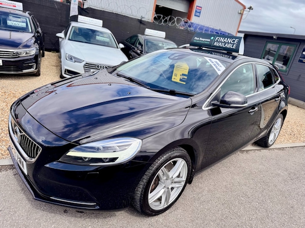 Used Volvo V40 2018 for sale - 76236460: Photo 17