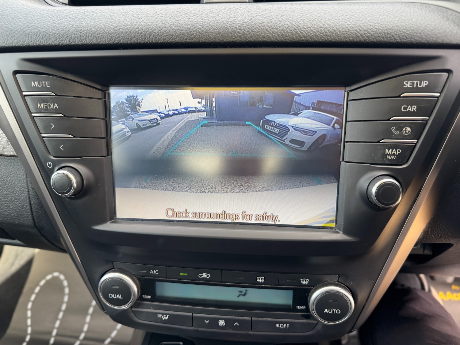 Used Toyota Avensis 2015 for sale - 77260812: Photo 21