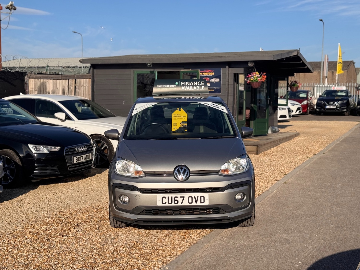 Used Volkswagen up! 2017 for sale - 77063235: Photo 2