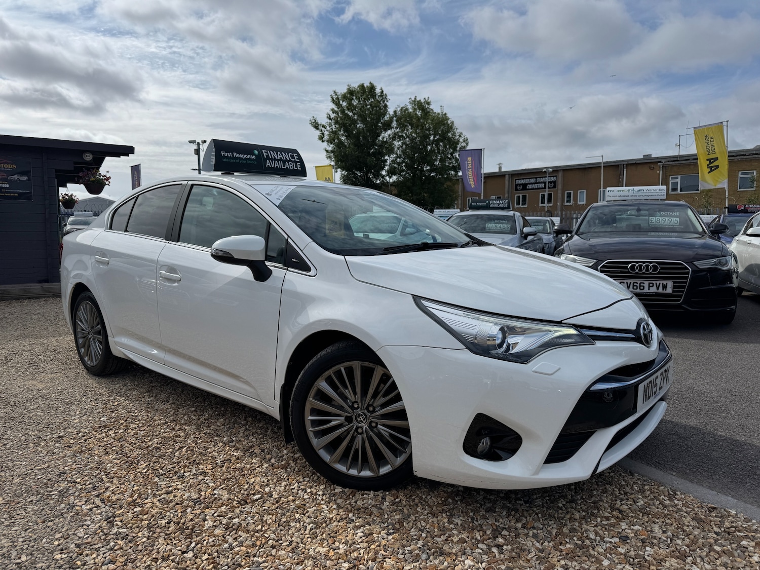 Used Toyota Avensis 2015 for sale - 76682216: Photo 1