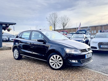 Used Volkswagen Polo 2013 for sale - 77087738: Photo