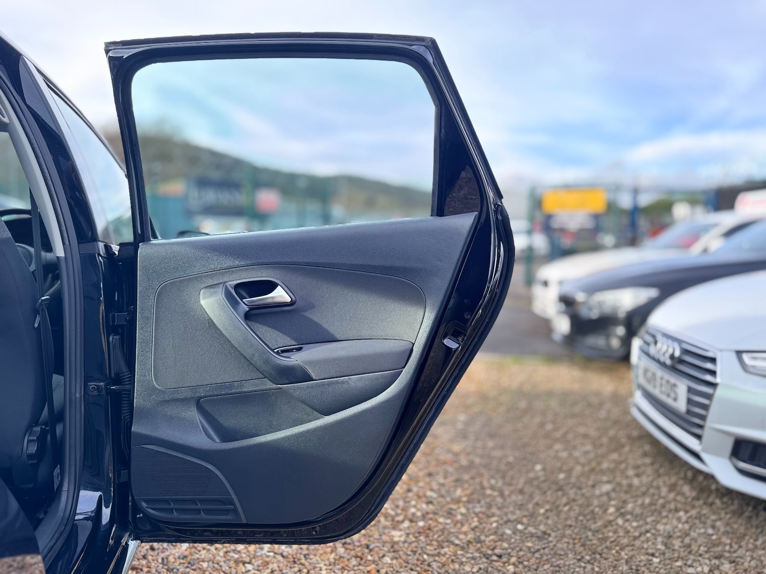 Used Volkswagen Polo 2013 for sale - 77087738: Photo 36