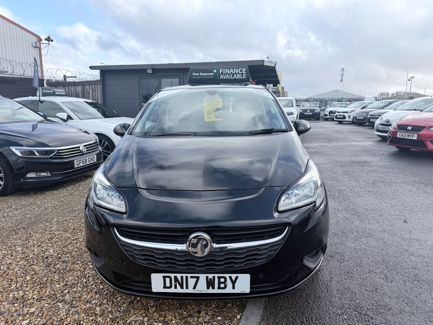 Used Vauxhall Corsa 2017 for sale - 77803095: Photo 2