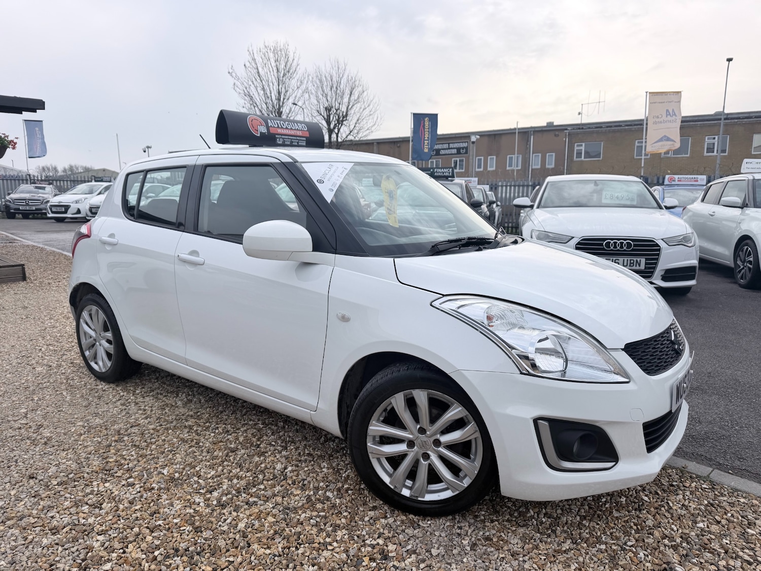Used Suzuki Swift 2013 for sale - 77983981: Photo 1
