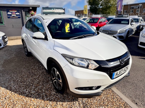 Used Honda HR-V 2017 for sale - 76236943: Photo 14