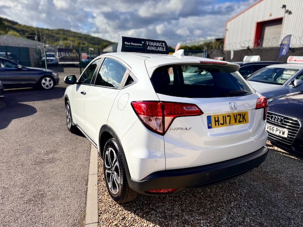 Used Honda HR-V 2017 for sale - 76236943: Photo 18