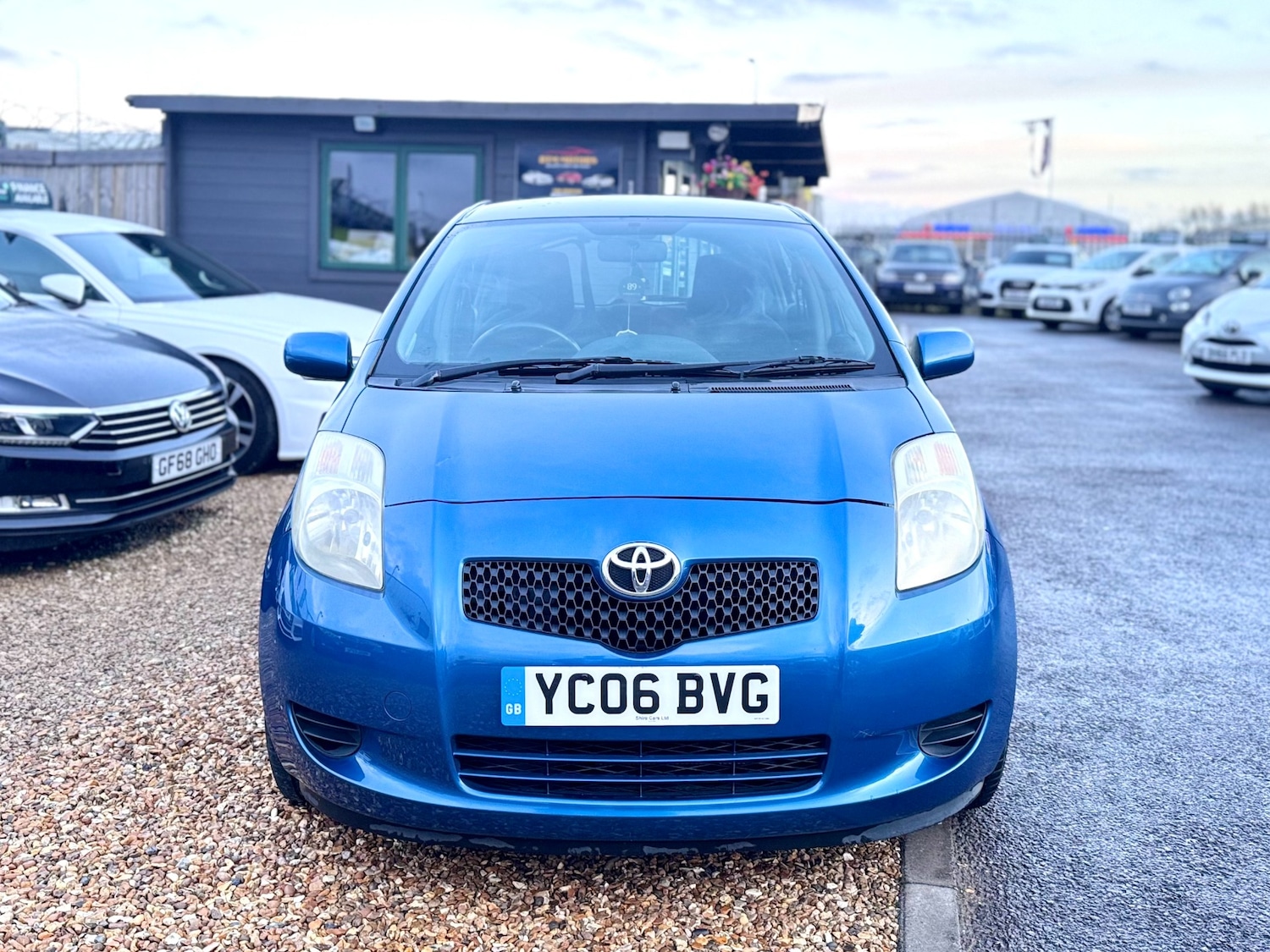 Used Toyota Yaris 2006 for sale - 77180004: Photo 2