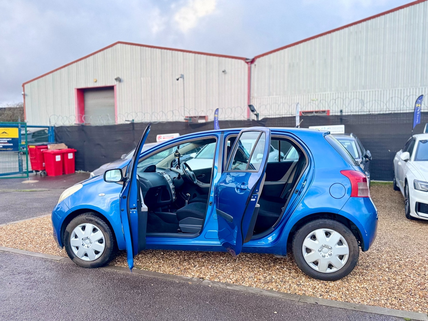 Used Toyota Yaris 2006 for sale - 77180004: Photo 41