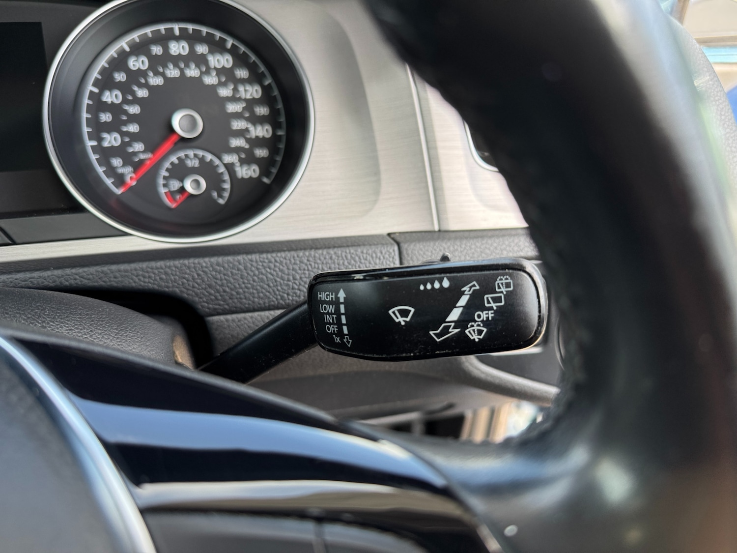 Used Volkswagen Golf 2015 for sale - 76193289: Photo 29