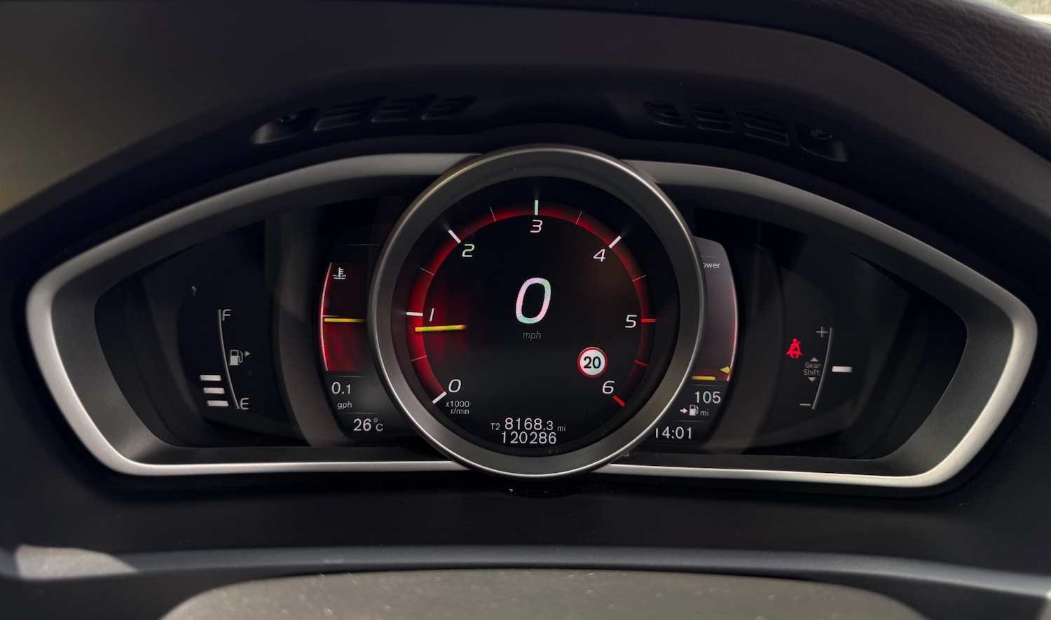 Used Volvo V40 2018 for sale - 76104990: Photo 29