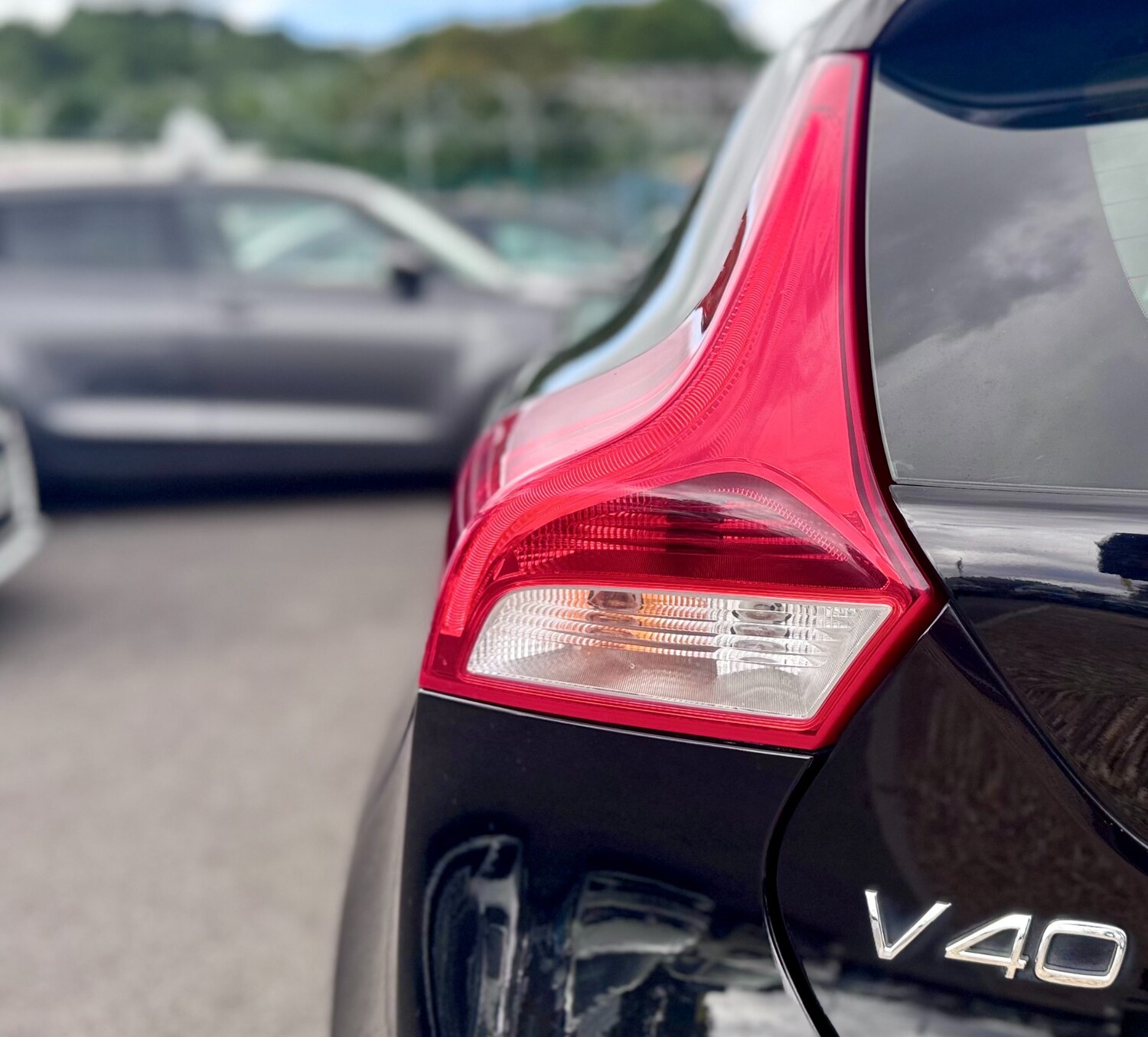 Used Volvo V40 2018 for sale - 76104990: Photo 45
