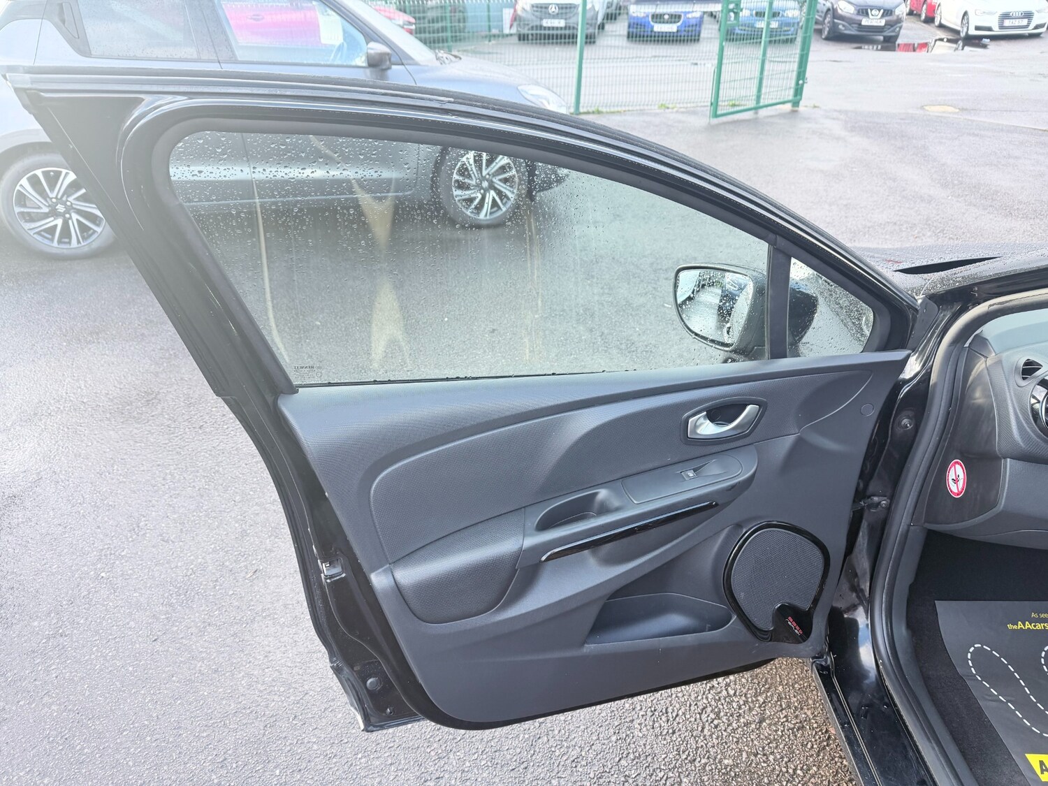 Used Renault Clio 2015 for sale - 77579507: Photo 41