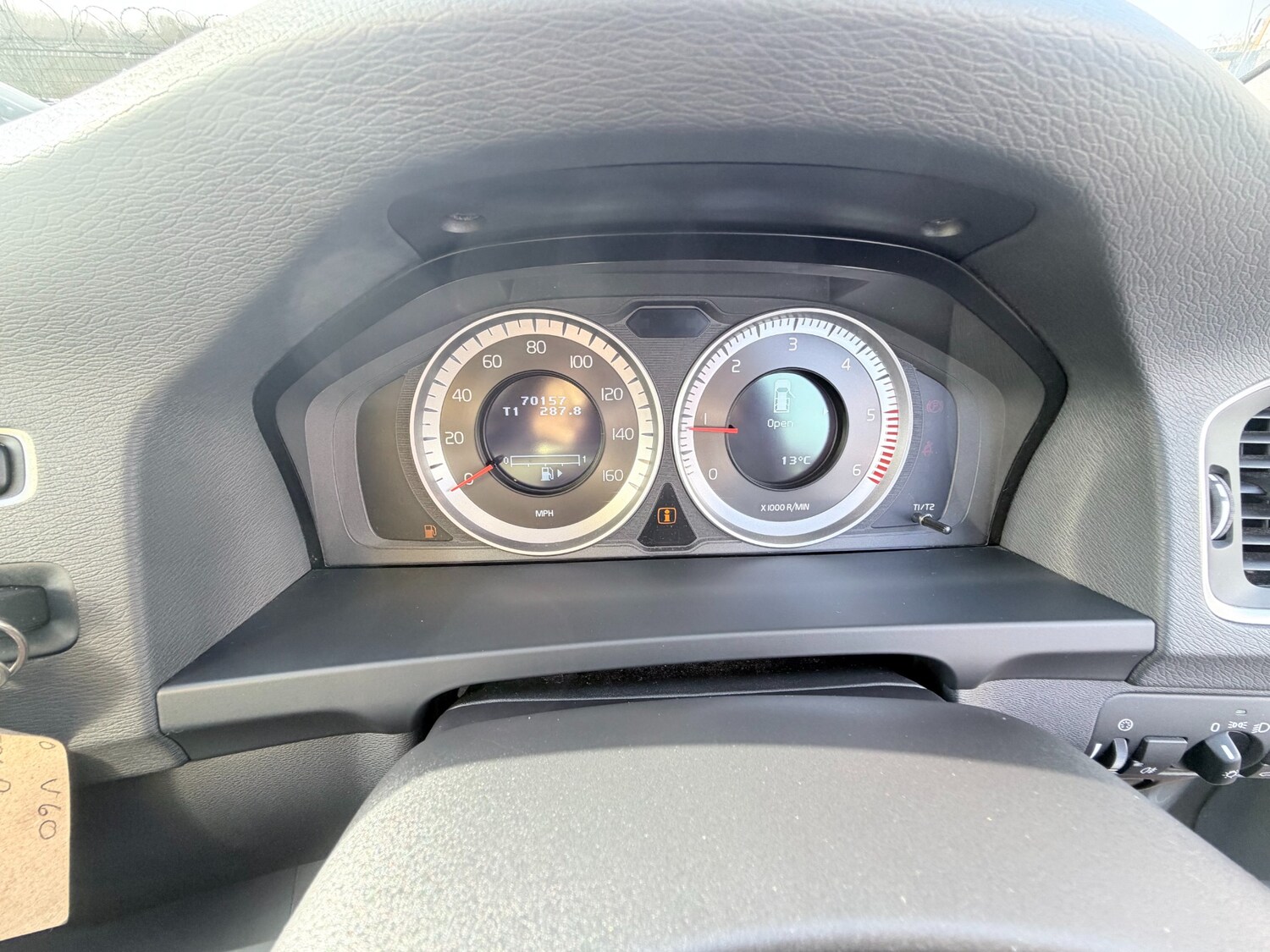 Used Volvo V60 2012 for sale - 78066824: Photo 28