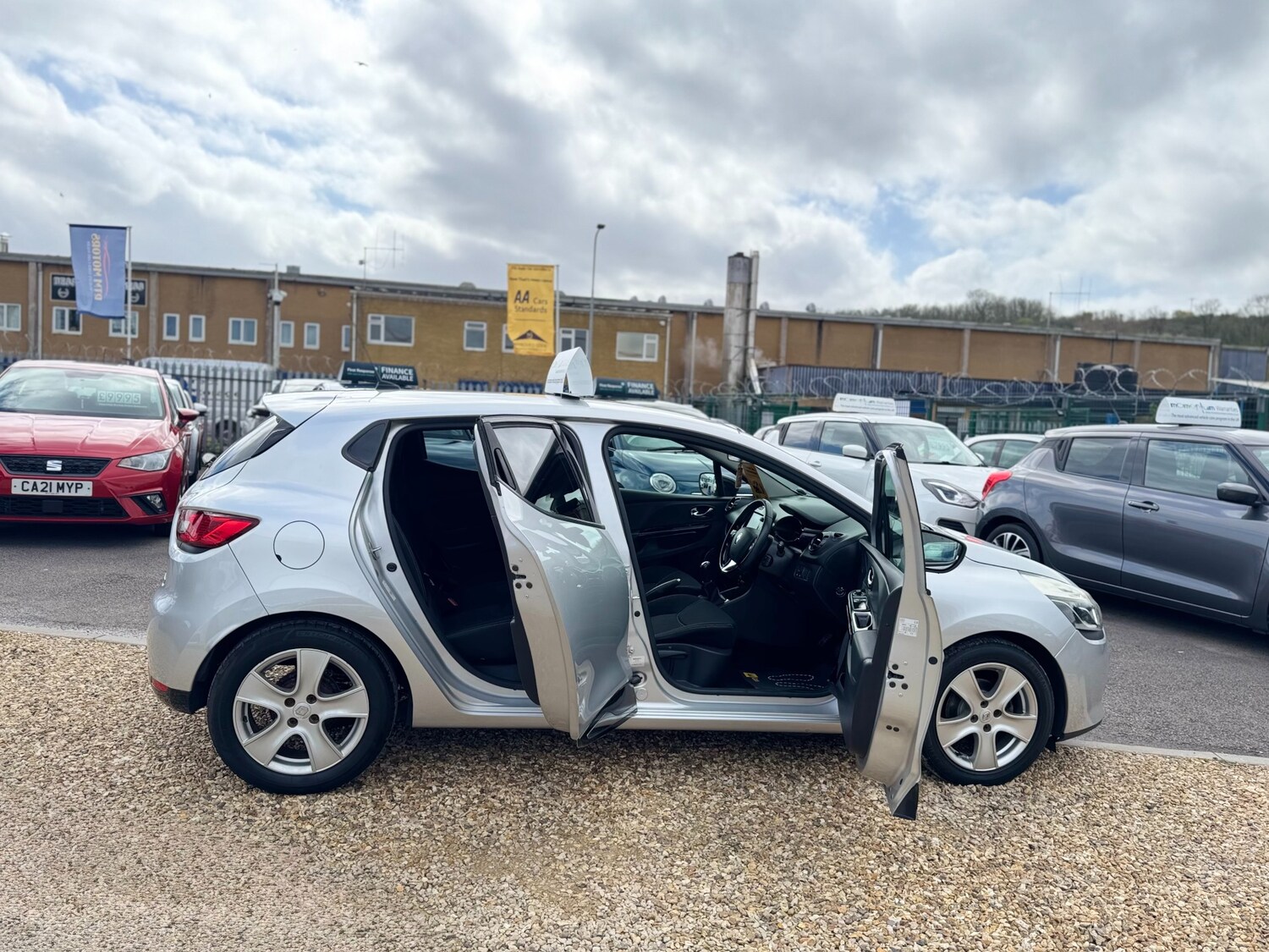Used Renault Clio 2014 for sale - 78144446: Photo 43