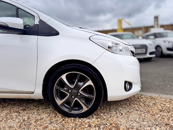 Used Toyota Yaris 2013 for sale - 76319741: Photo 21