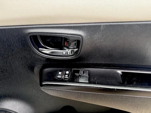 Used Toyota Yaris 2013 for sale - 76319741: Photo 26