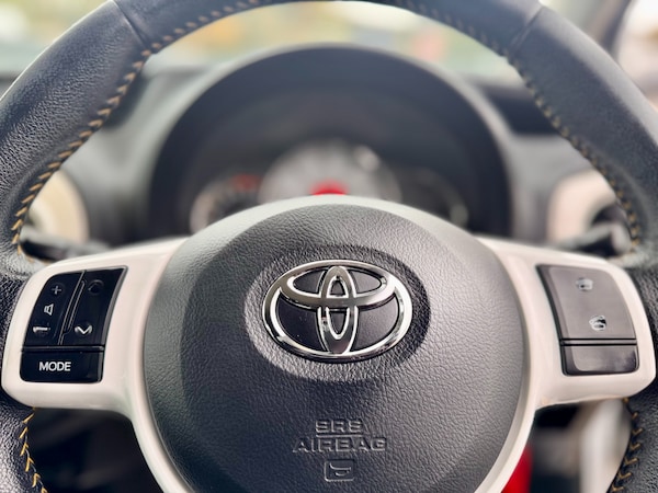 Used Toyota Yaris 2013 for sale - 76319741: Photo 30