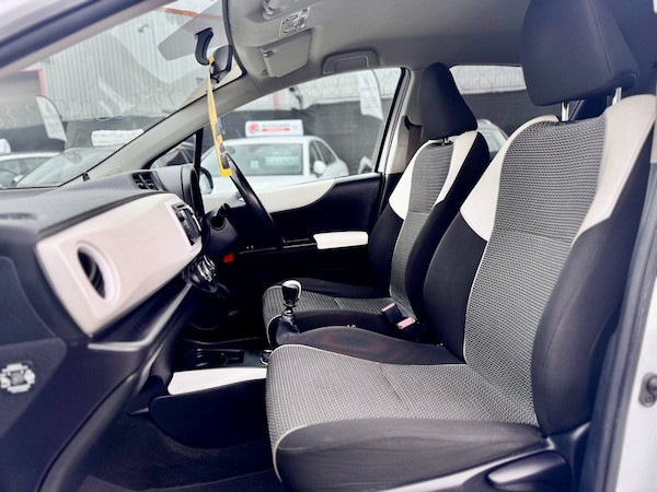 Used Toyota Yaris 2013 for sale - 76319741: Photo 43