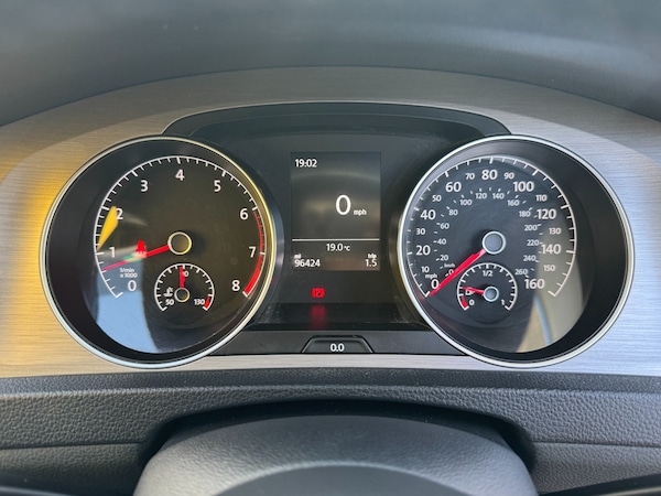 Used Volkswagen Golf 2015 for sale - 76254874: Photo 28