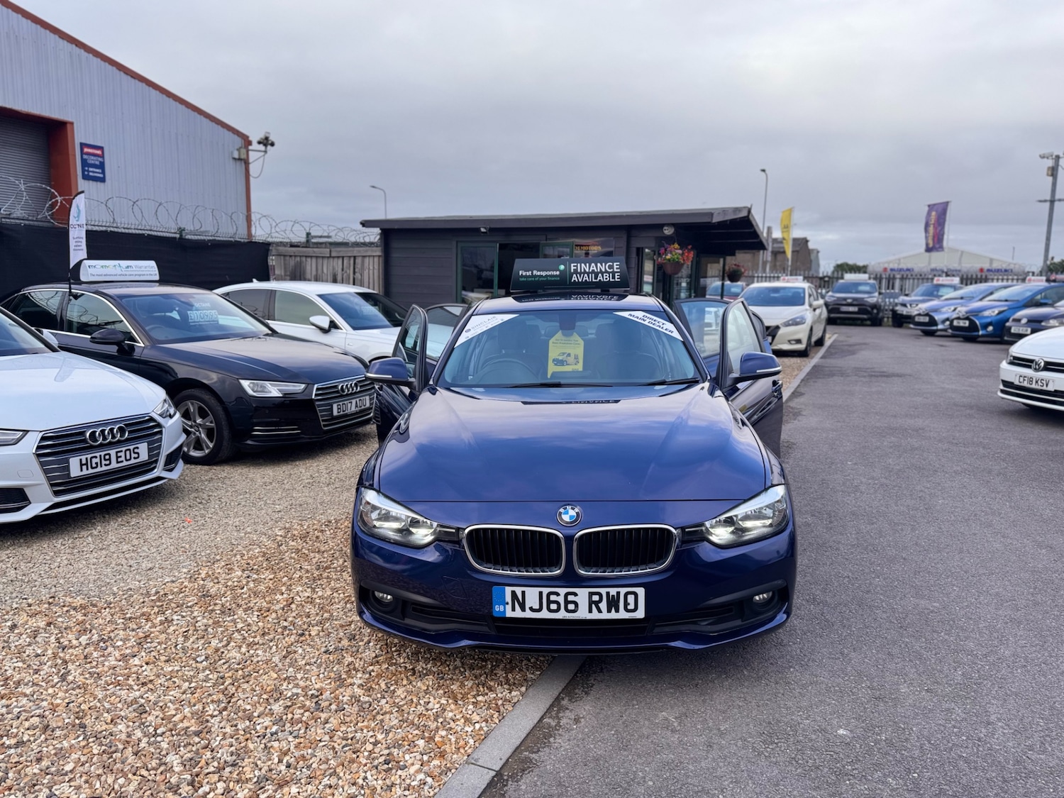 Used BMW 3 Series 2016 for sale - 76763237: Photo 44