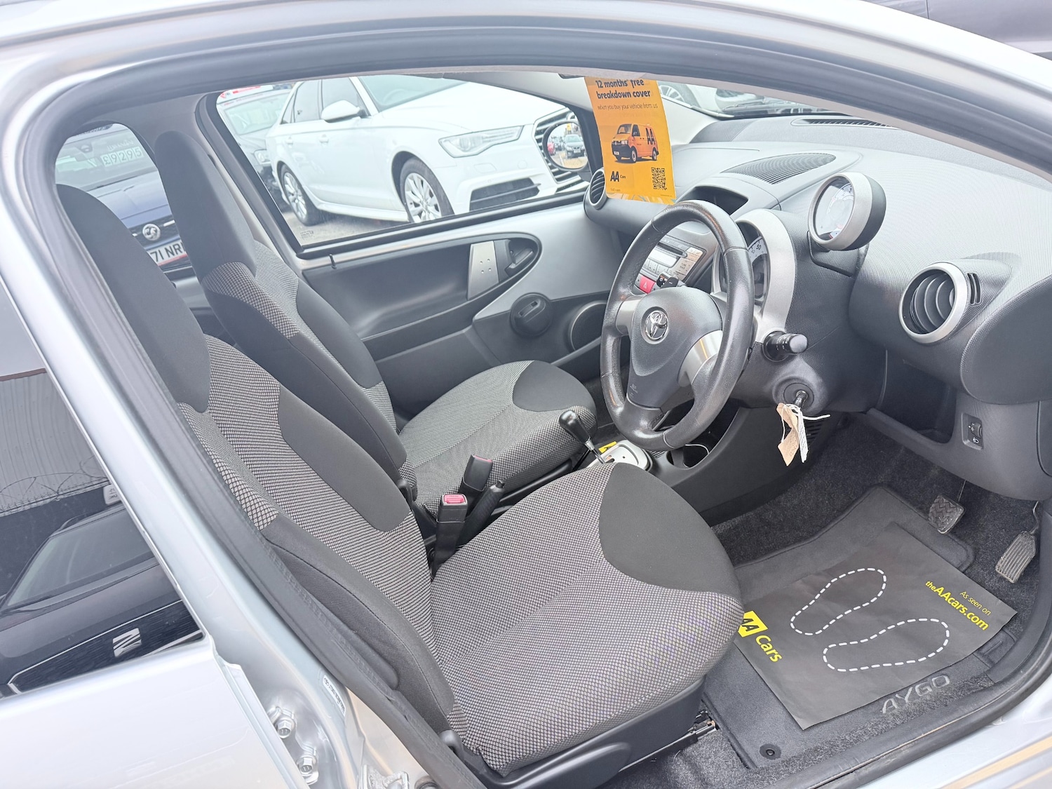 Used Toyota AYGO 2014 for sale - 77689506: Photo 8