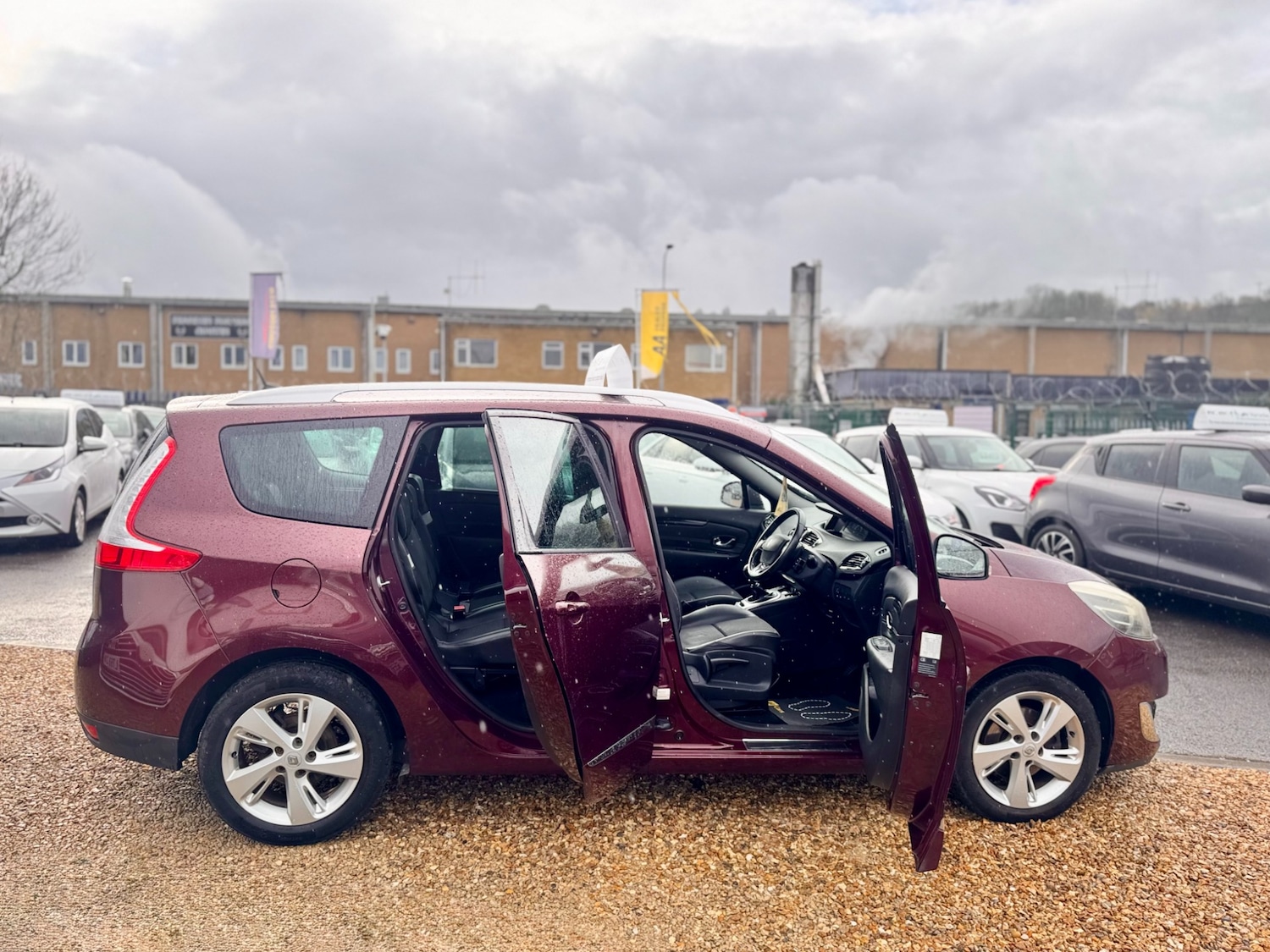 Used Renault Grand Scenic 2013 for sale - 77051630: Photo 45