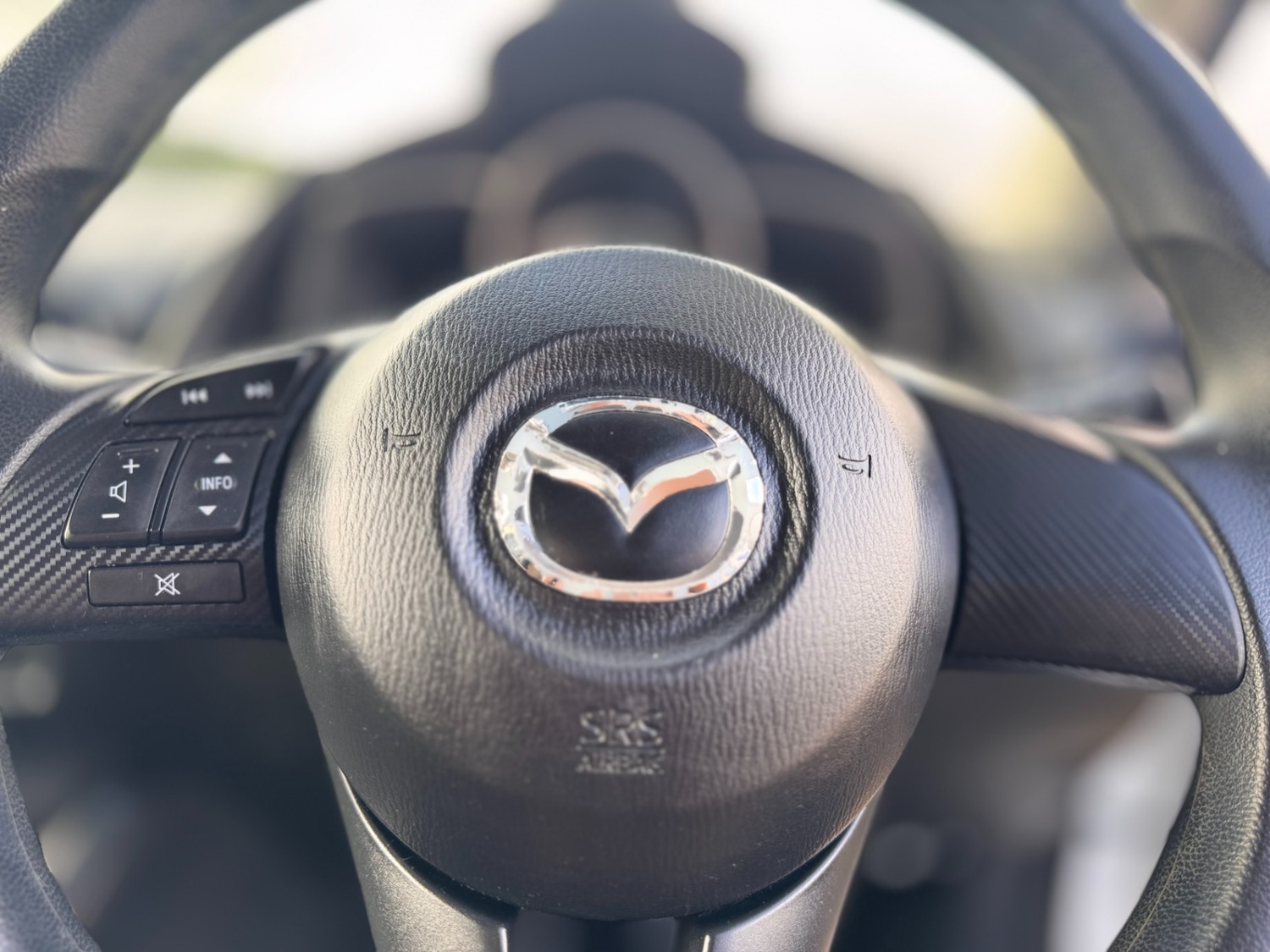 Used Mazda Mazda2 2015 for sale - 76577376: Photo 30