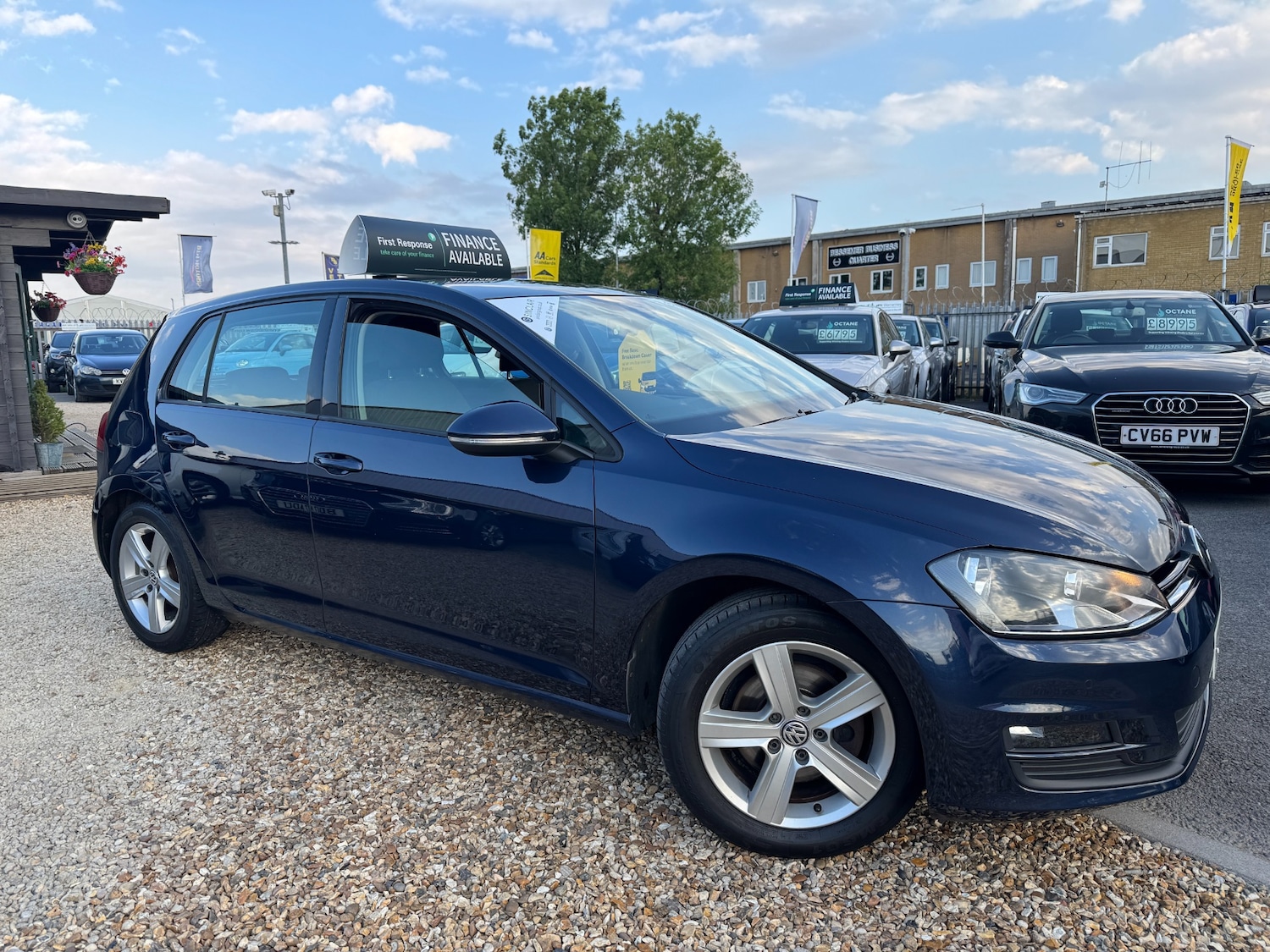 Used Volkswagen Golf 2015 for sale - 76159466: Photo 1