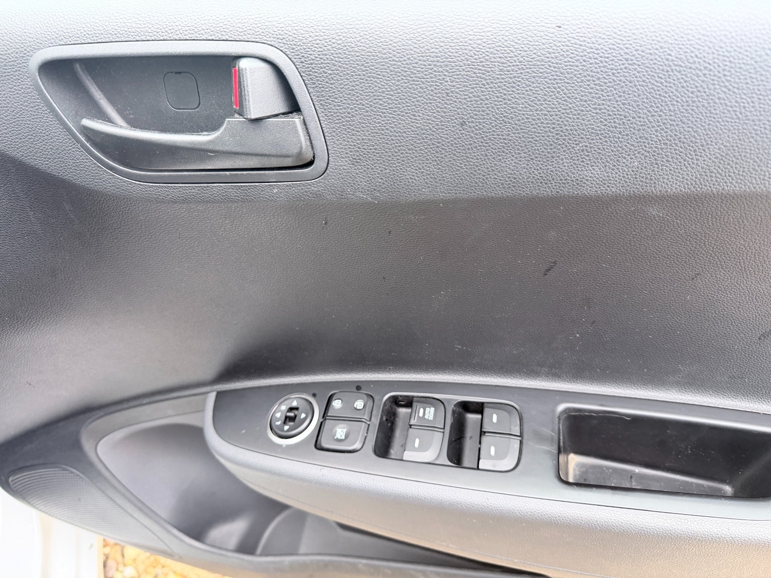 Used Hyundai i10 2018 for sale - 77803275: Photo 24