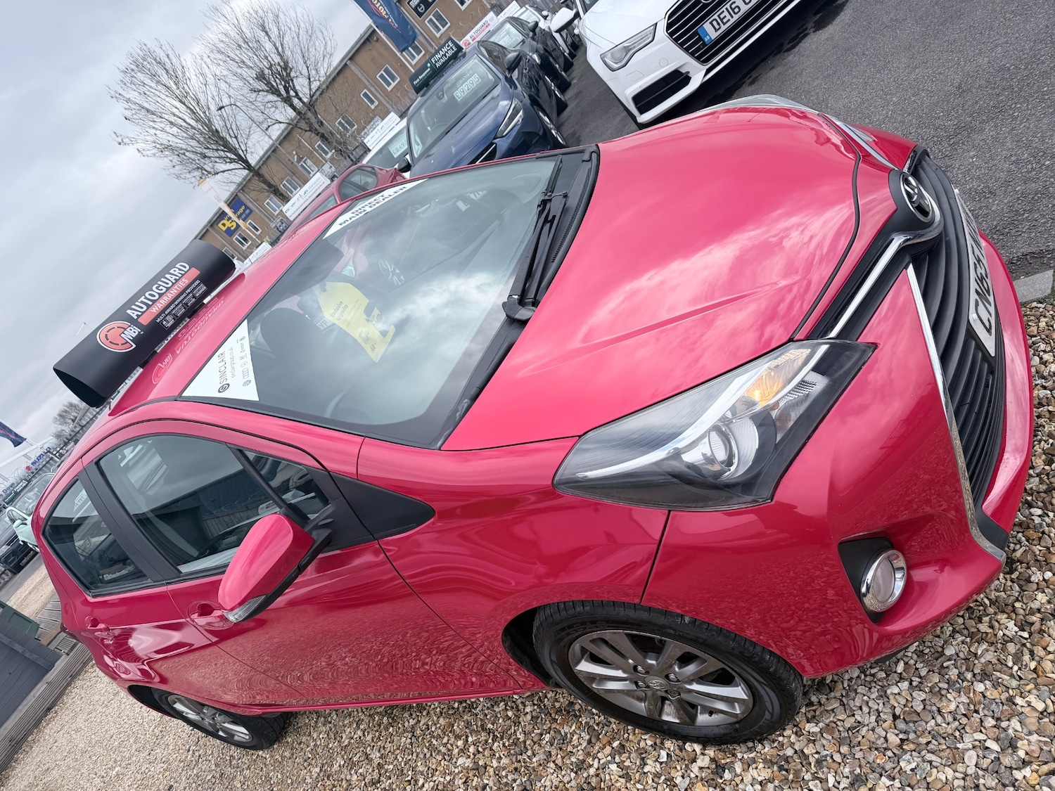 Used Toyota Yaris 2015 for sale - 77689511: Photo 12