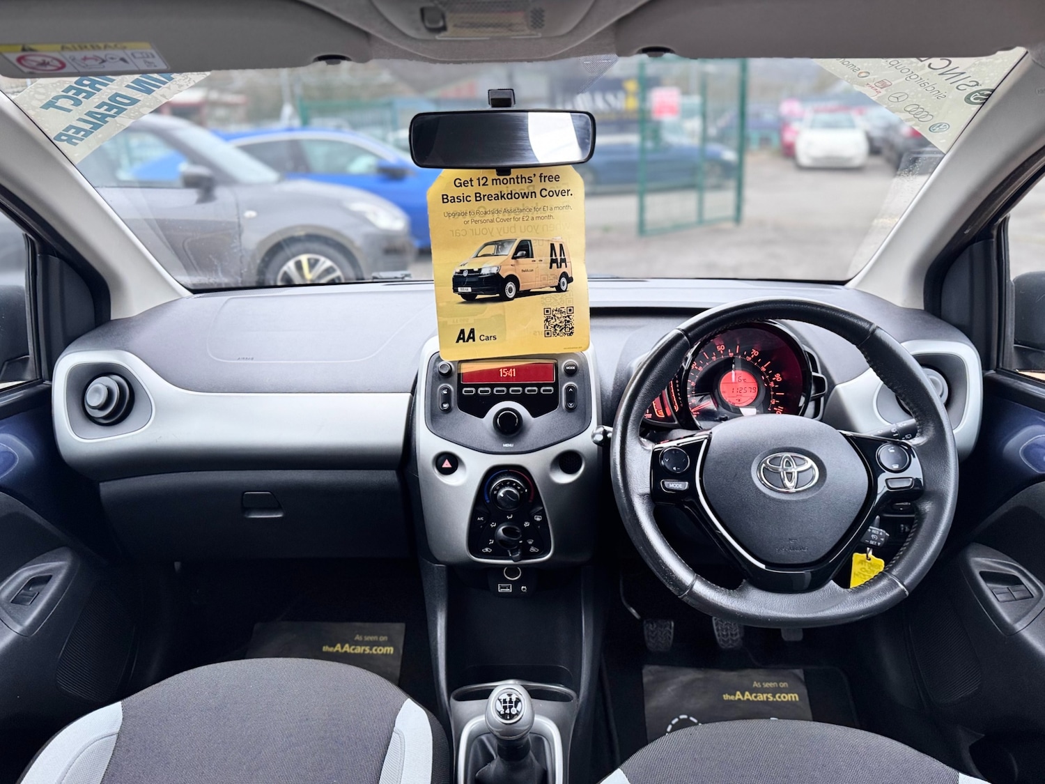 Used Toyota AYGO 2015 for sale - 77379271: Photo 9