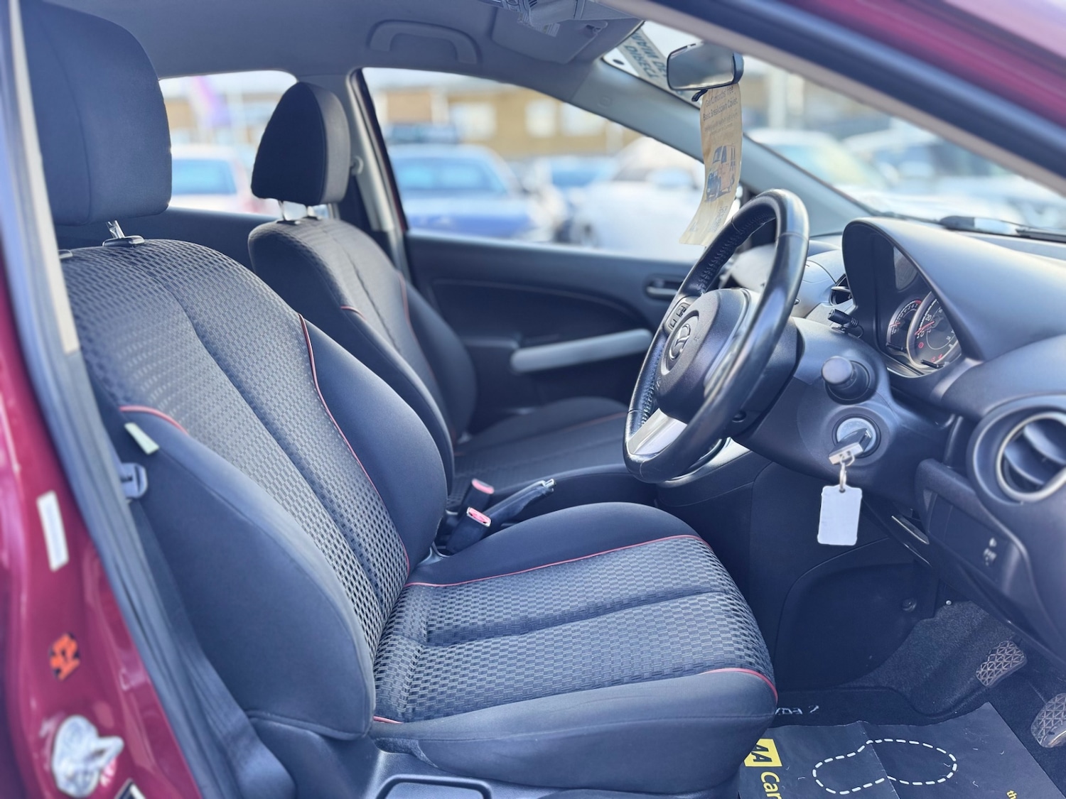 Used Mazda Mazda2 2011 for sale - 78177171: Photo 9